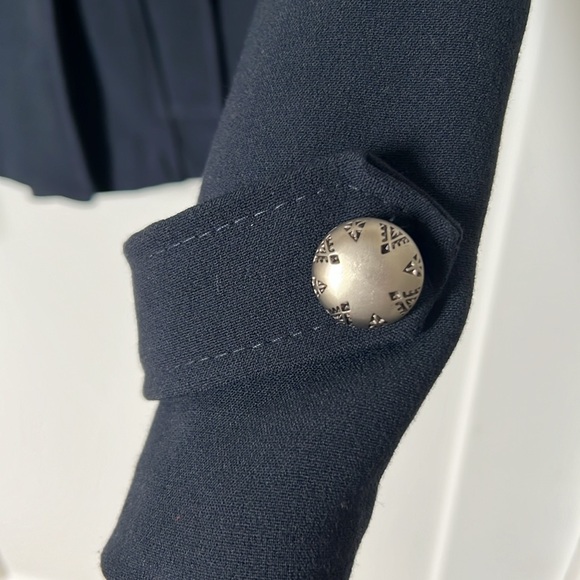 Stunning Parisian navy blazer jacket - Picture 7 of 9